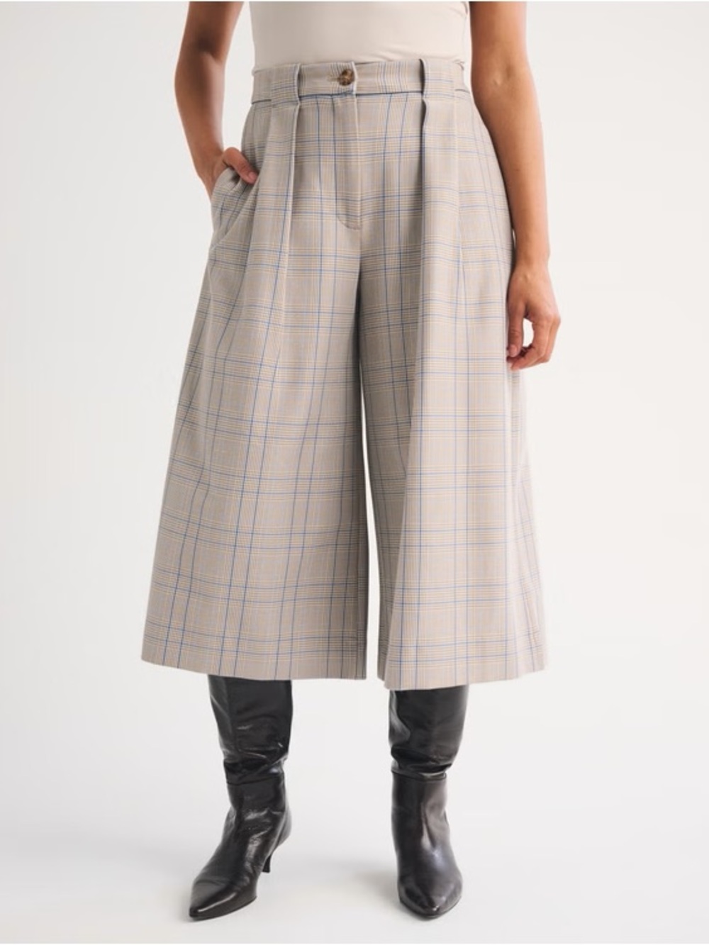 Abercrombie High-Rise Wide Leg Plaid Culotte Pants